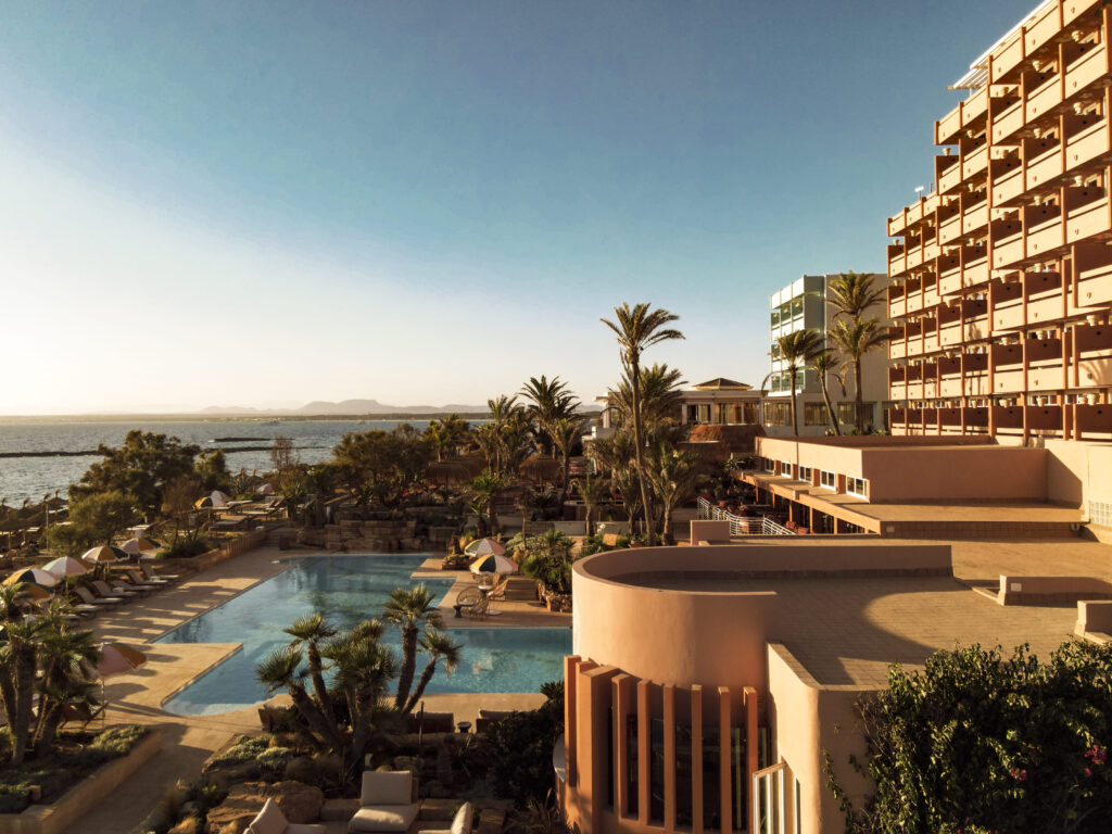 Bikini Island & Mountain Hotel Es Trenc